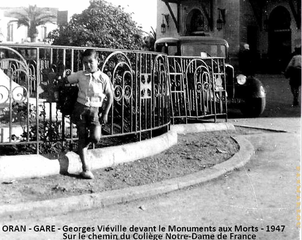 Oran - Gare - Monument aux Morts - Georges Vieville2  - 1947.jpg